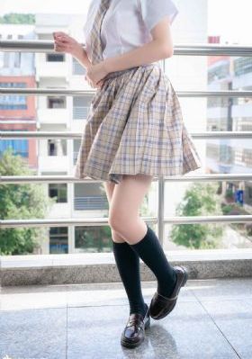 老女人裸体看个够_4K免费观看视频