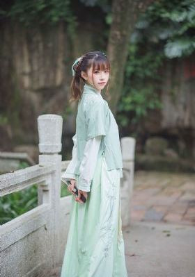 阿v电影在线看播放_BD韩语在线观看完整版