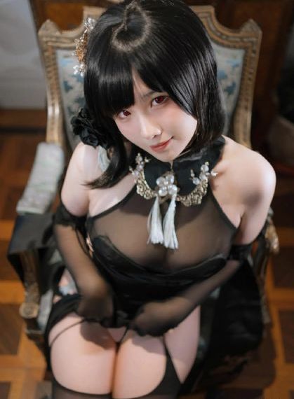 欧美吻胸吃奶大尺度视频_DVD免费观看