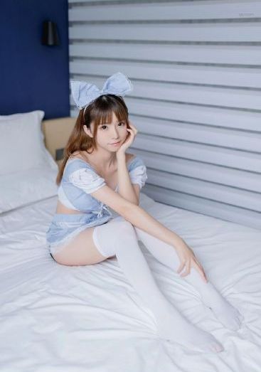 全黄色毛片日本空姐服务性交_蓝光在线播放