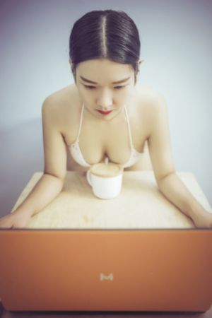 2021国产自在自线免_HD在线观看电视