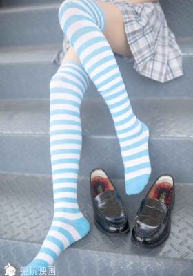 欧美最猛黑人xxxx黑人猛交丶_国产剧手机免费观看完整
