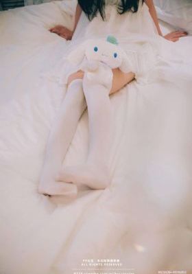 歪歪爽蜜臀Av久久精品人人槡_剧情片完整视频观看
