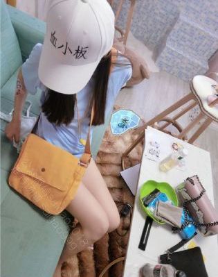 丝袜制服一区_蓝光免费在线观看