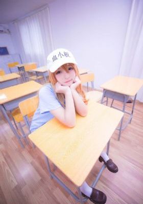 色欲AV亚洲一区无码少妇_粤语中字在线观看